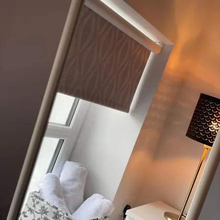 Apartment No 16 Main *